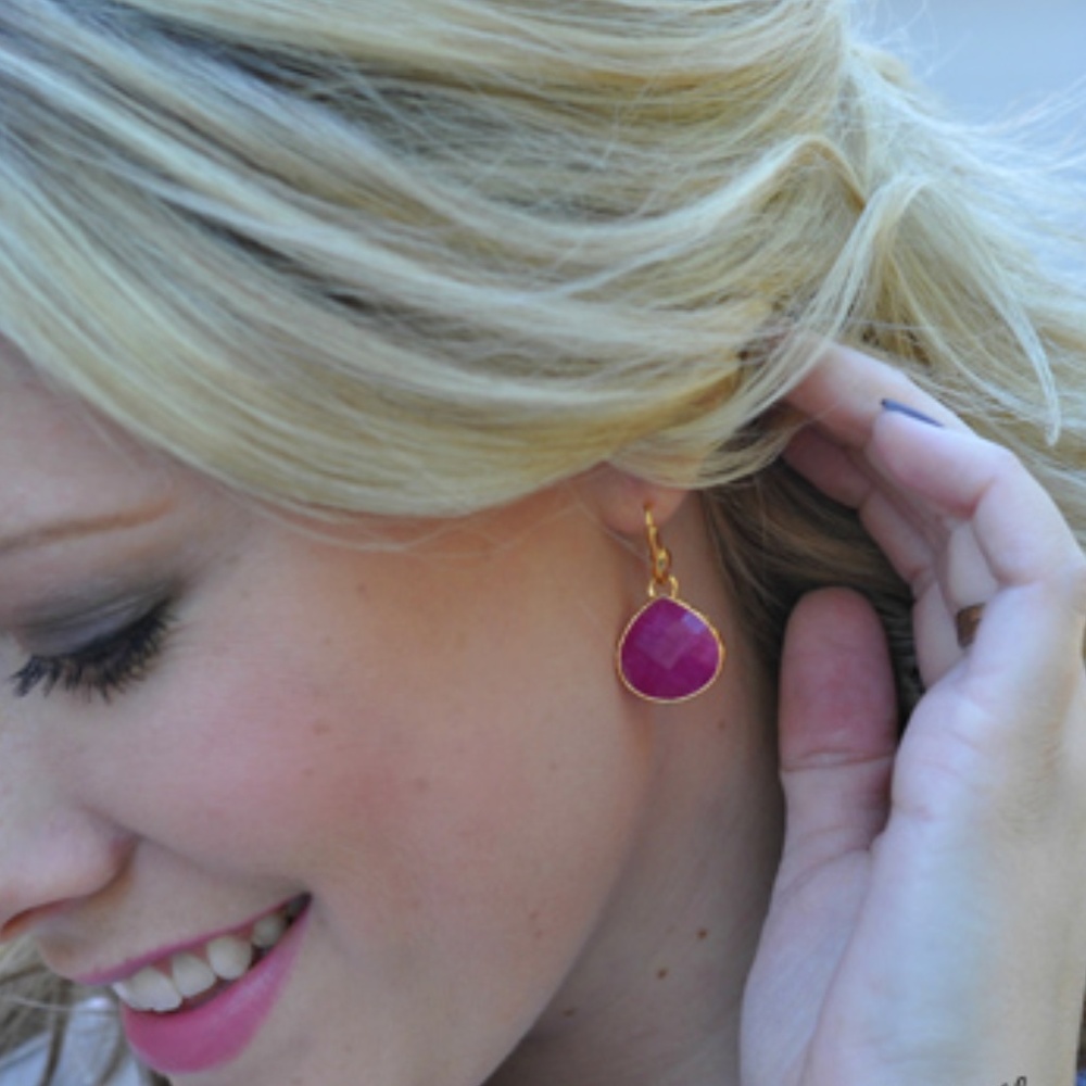 :: Stella & Dot Serenity Raspberry Drop Earrings - Picture 8 of 8